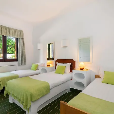 Whome | Balaia 3-bed Family Vakantiehuis Olhos de Agua (Albufeira)